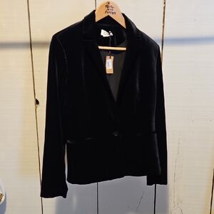 Molly Bracken Classic Black Velvet Blazer